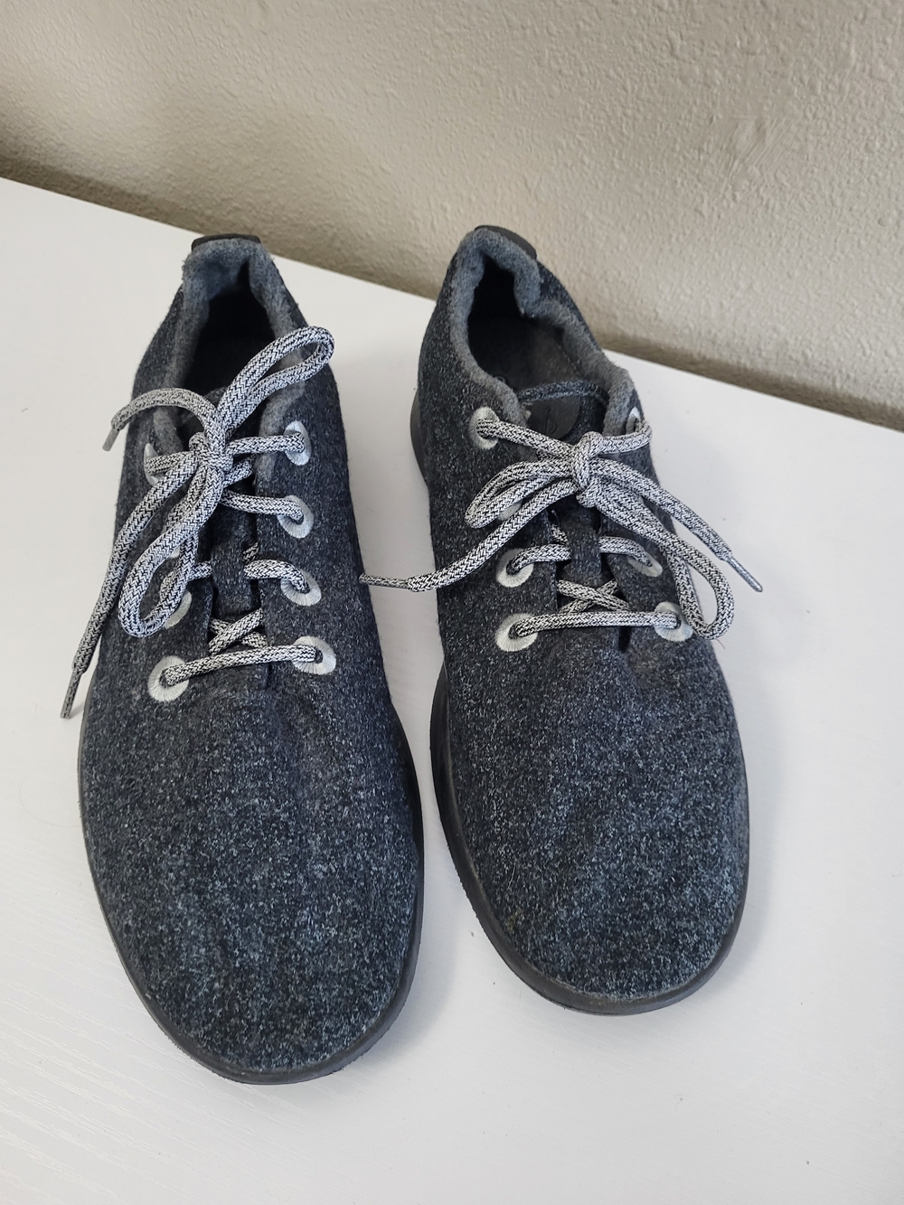 Allbirds Wool Runners Mens Size 13 Dark Charcoal Gray Lace-Up Comfort Shoes